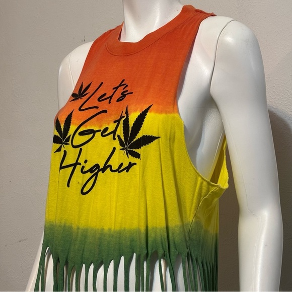 Spencer's crop top - Let’s Get High Size (L) - Picture 2 of 5